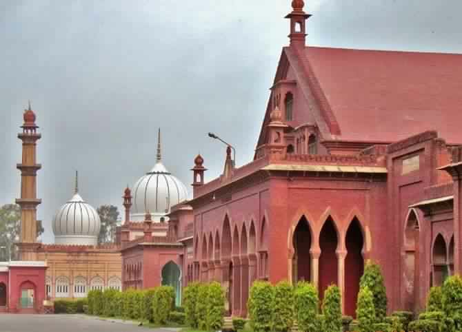 Photo of अलीगढ़ मुस्लिम यूनिवर्सिटी का इतिहास :क्या है अलीगढ़ मुस्लिम यूनिवर्सिटी का राज, कैसे हुई थी इसकी स्थापना, जानें…